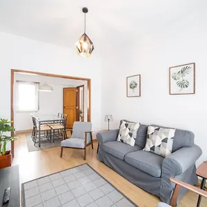  Apartamento Flh Gulbenkian Flat With Balcony